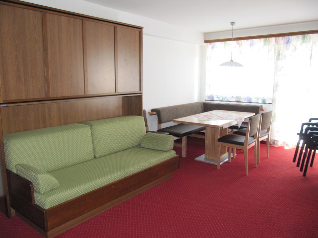Appartements Robert - Hotel Bechlwirt كيرشبرغ ان تيرول الغرفة الصورة